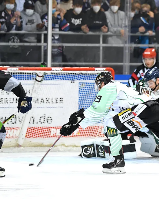 4:3-Sieg in Straubing – Norman Hauner trifft in der Verlängerung