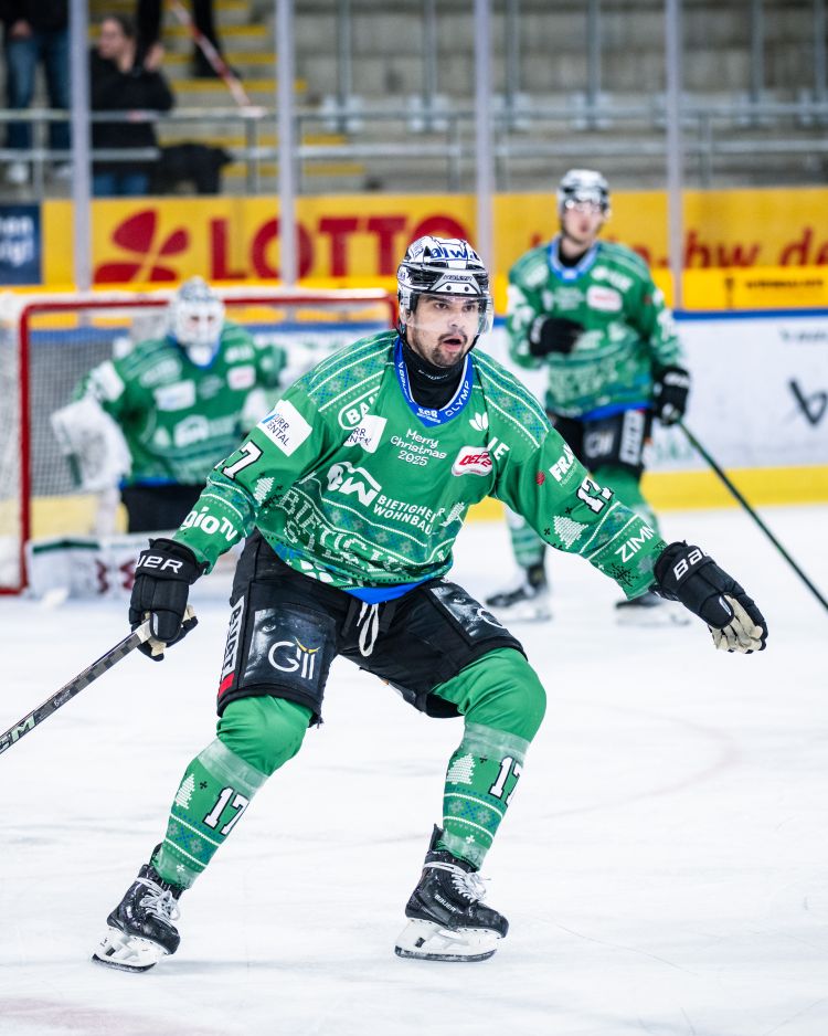 Versteigerung der Weihnachtstrikots 2025