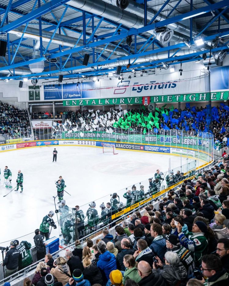 Steelers feiern Eishockeyfest vor ausverkauftem Haus