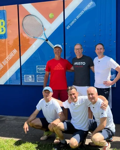 Eishockey meets Tennis