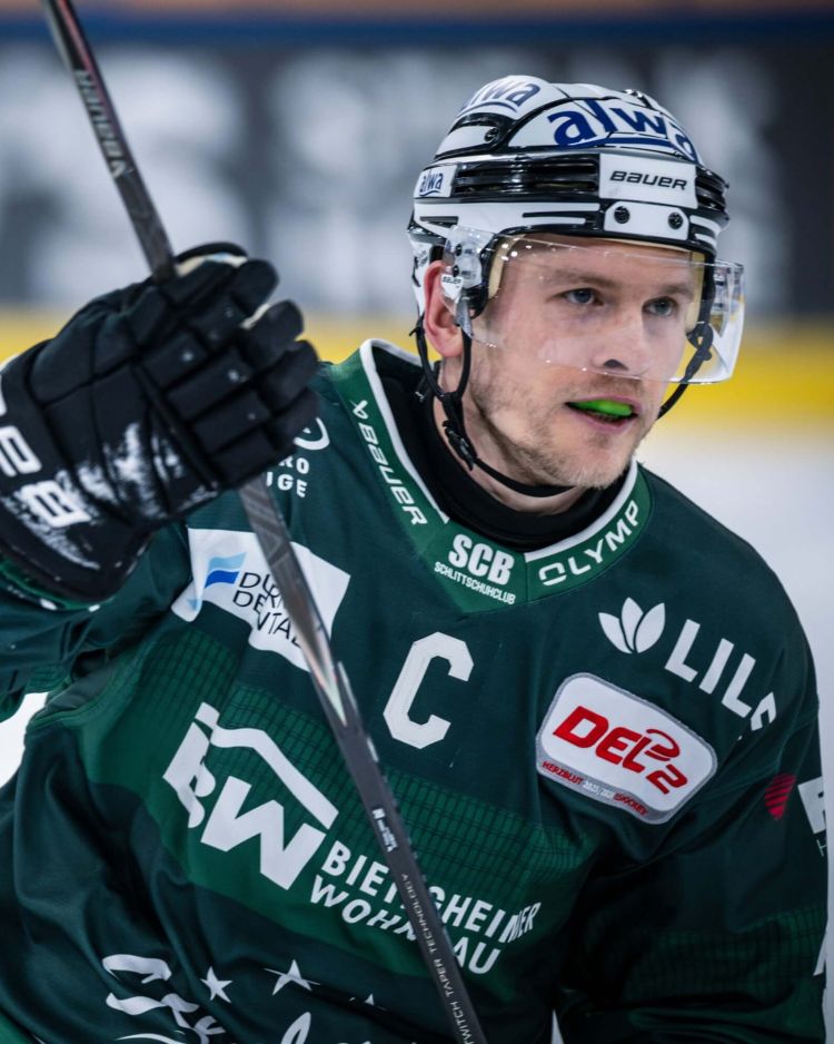 Der Kapitän bleibt an Bord